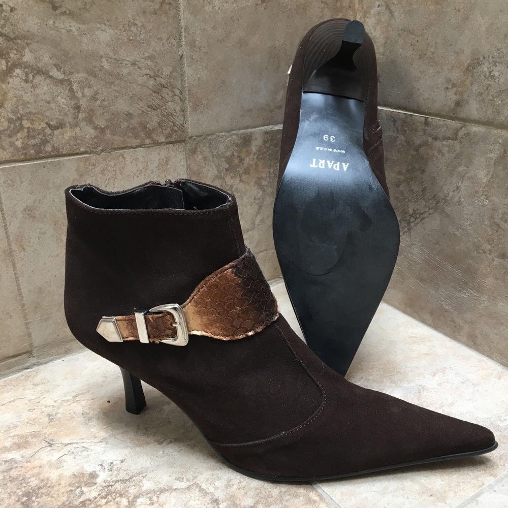 Ankle boots,